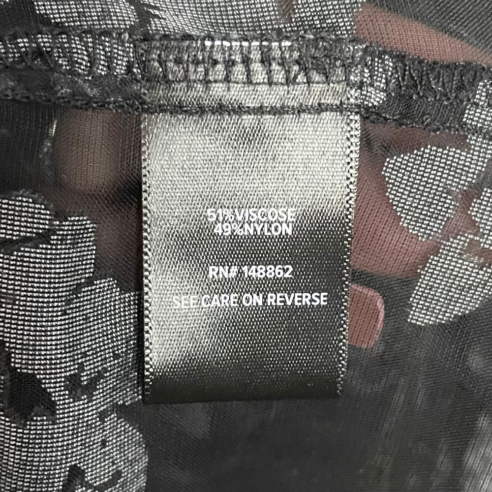 Torrid Top Womens 5 5X Black Velvet Burnout Floral Sheer Tunic Whimsigoth Vamp - Picture 11 of 12